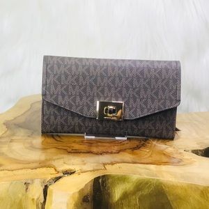 Michael Kors Cassie Large Trifold Wallet